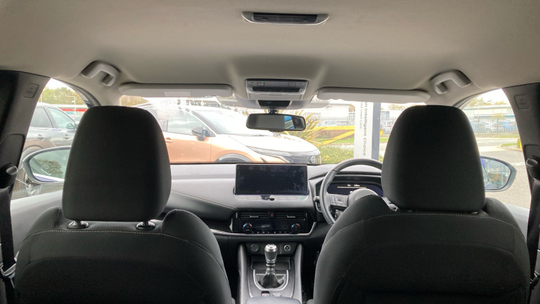 Nissan Qashqai 1.3 DiG-T MH N-Connecta 5dr Petrol Hatchback